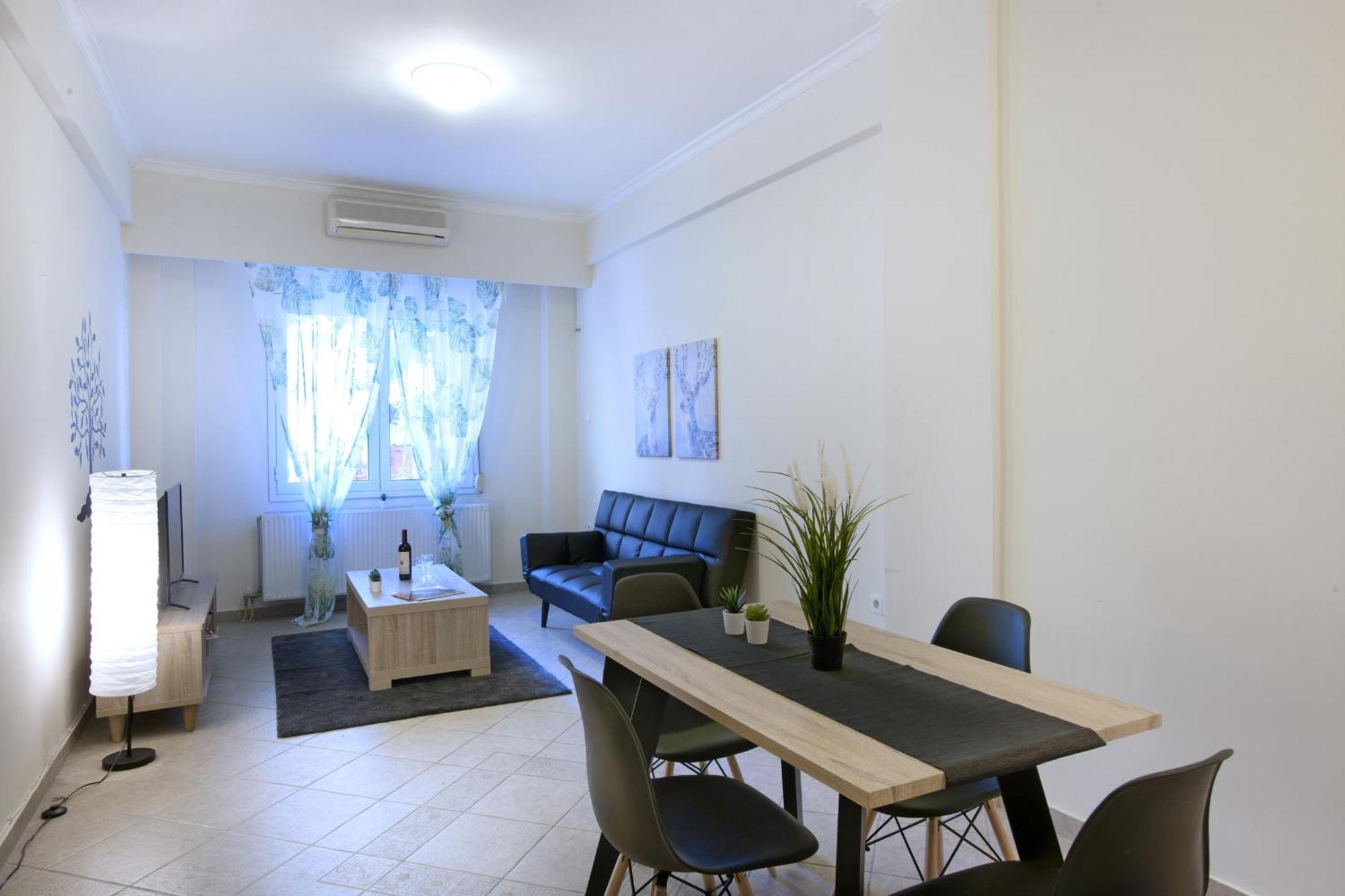 Comfortable Apartment At The Foot Of The Odeon Of Herodes Atticus Athens Ngoại thất bức ảnh